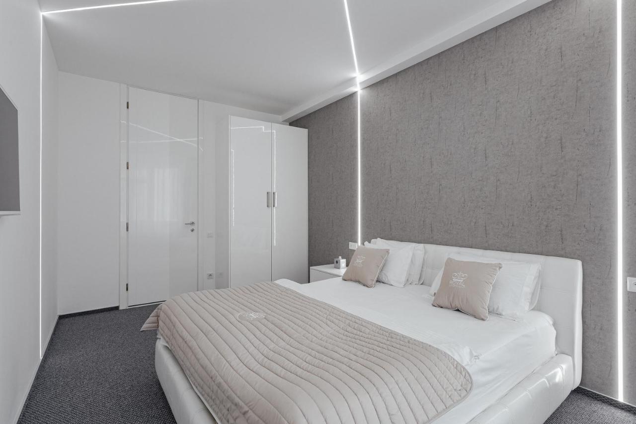 Prestige Plaza Apartments Odesa Exterior photo