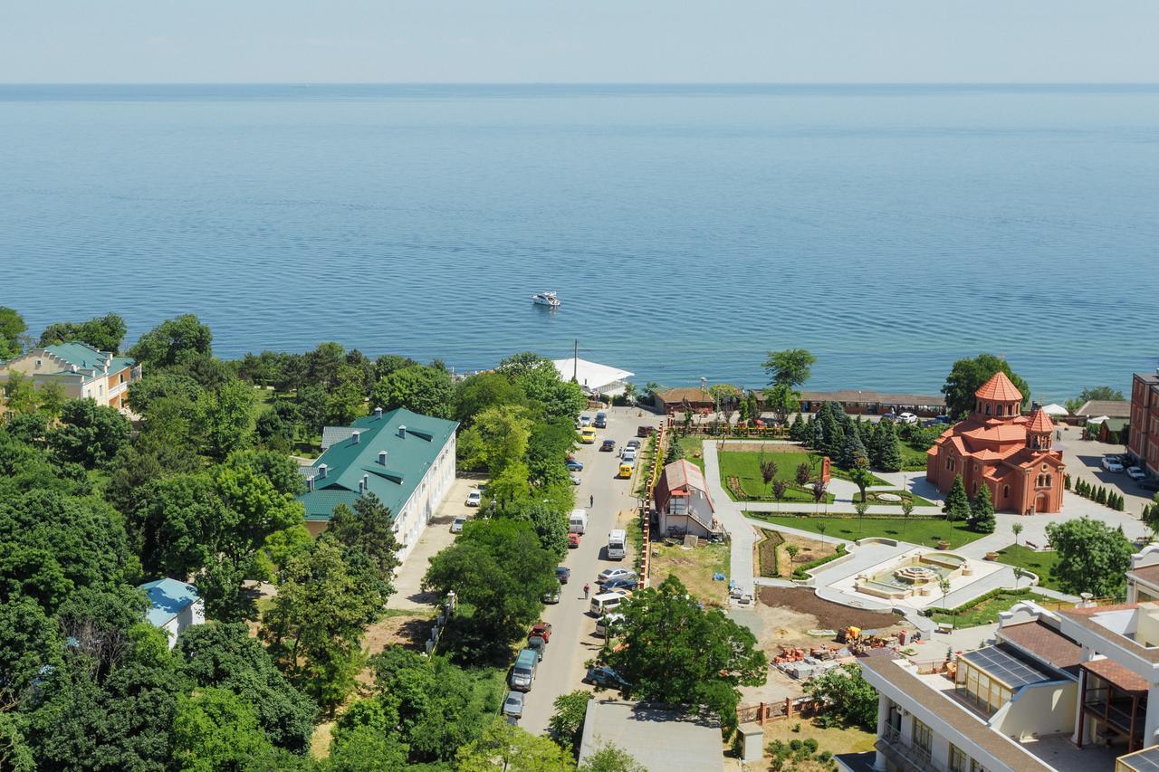 Prestige Plaza Apartments Odesa Exterior photo
